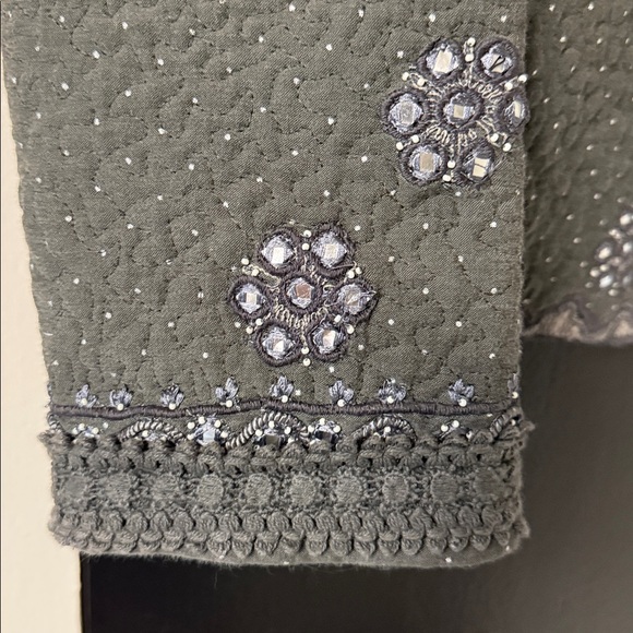 Label Ritu Kumar Grey Embellished Jacket - Picture 7 of 12